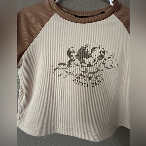 SHEIN Angel Print Tan and Brown Raglan Sleeve Crop Top Tee Size M - Picture 4 of 9